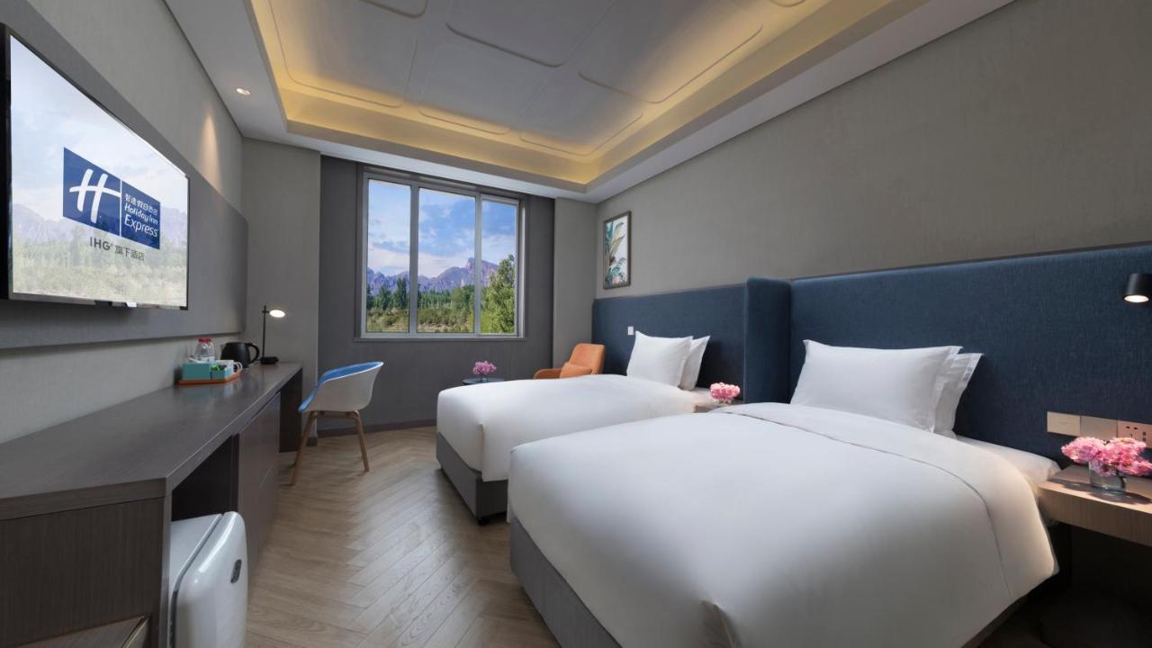Holiday Inn Express Beijing Badaling, An Ihg Hotel Yanqing Exterior foto